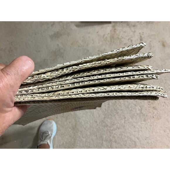 Set of 8 Placemat's Indoor Outdoor Use Hand Woven Natural Grasses & Embroidery - Picture 8 of 9